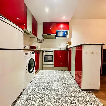 Global Immo 3397 Port Ambar Apartment *